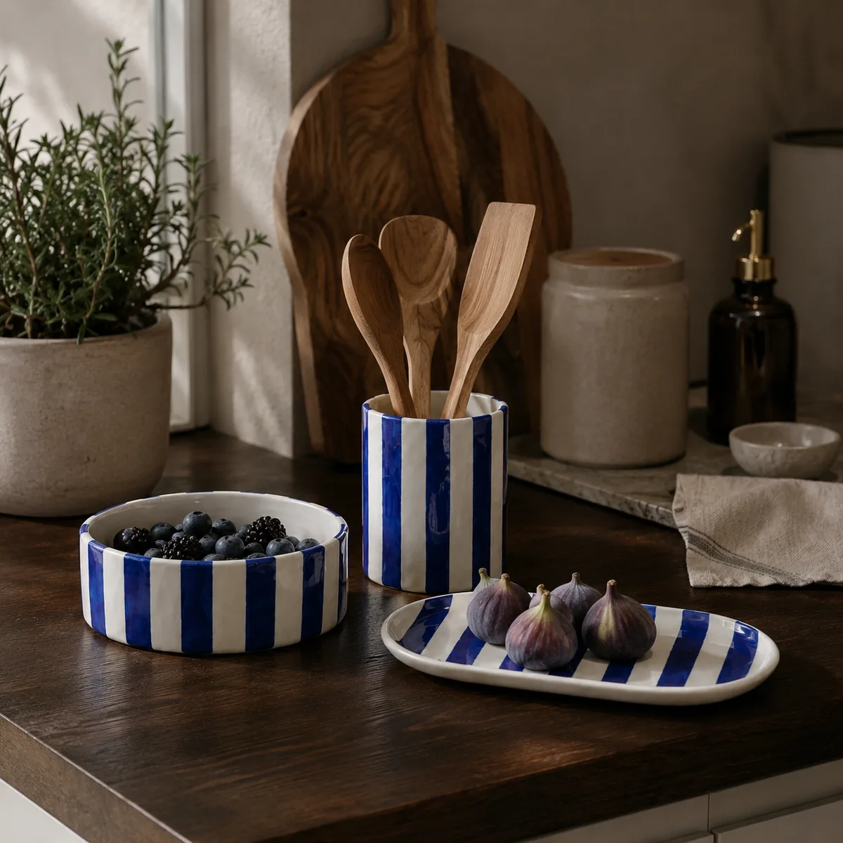 Cobalt Kitchen Set