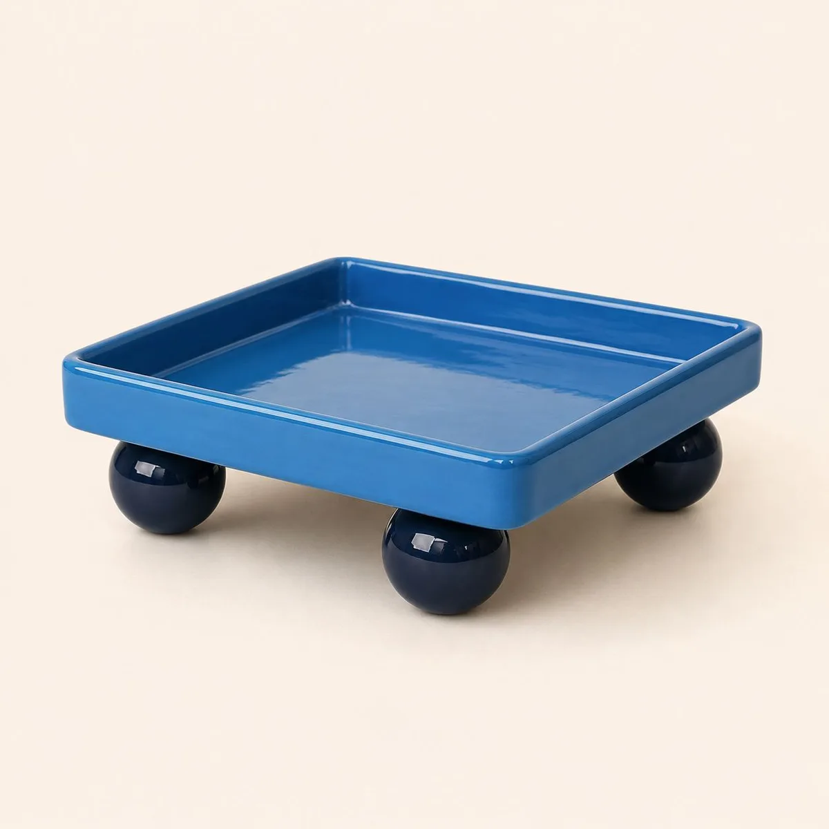 Cube Pedestal Tray